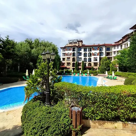 Poseidon Private Апартамент *